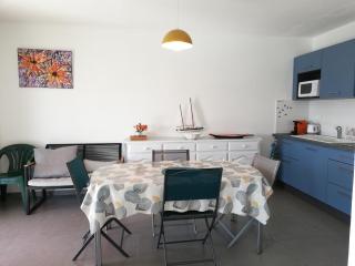 Superbe appartement avec vue sur mer et port, parking privé - Saint Pierre La Mer - 3