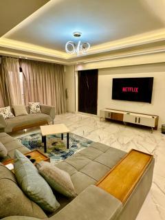 Stylish 3BR in Dokki - Fully furnished & equipped - Il Cairo - 3