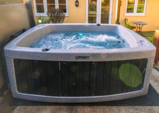 The Retreat, own hot tub, romantic escape, near Lyme Regis - Lyme Regis - 6