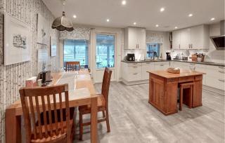 Lovely Home In Gullbrandstorp With Wifi - Gullbrandstorp - 5