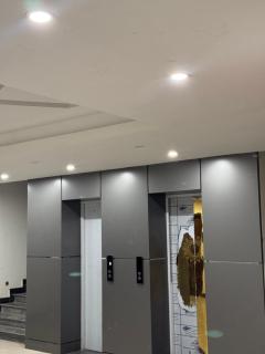 The Cozy Deep theme Grey1BR Modern Apt Self Checkin - Rawalpindi - 1