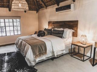 Thaba eNtle Private Boutique Game Farm - Thabazimbi - 9