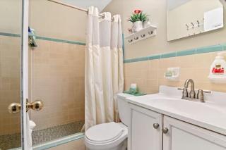 Sunny Beach Studio walk to beach - Deerfield Beach - 7