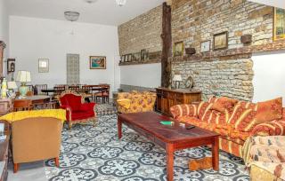 Beautiful Home In Pressigny With Wifi - Pressigny - 7