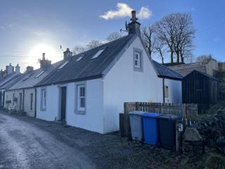 Campbell Cottage - 0