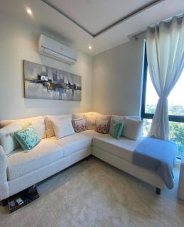 Cozy one bed in Gulberg - Lahore - 2