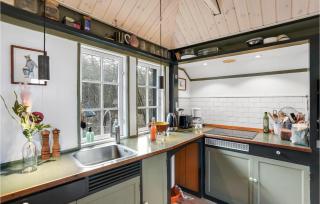 Gorgeous Home In Aakirkeby With Wifi - Åkirkeby - 5