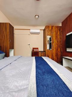 Entire Studio Apartment for Couples upto 3 Person - Dharampur - 5