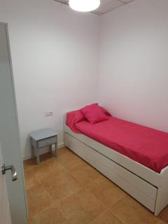 Peaceful 4-6 person holiday home with patio, close to all amenities - Torrevieja - 2