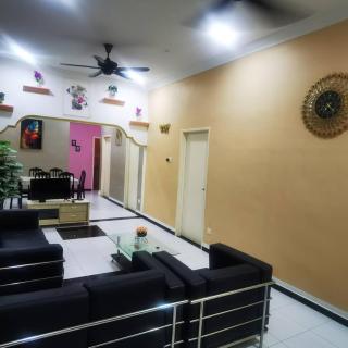 AR Happy Homestay - Segamat - 4