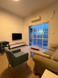 HaYarden Vibe - 1 Bedroom With Balcony By Vacay - 1