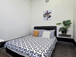 1813 HOME STAY 8 Roon 6 Bath 5MINUTE TO LEANING TOWER - Teluk Intan - 7