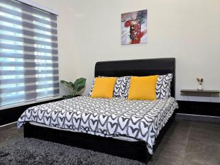 1813 HOME STAY 8 Roon 6 Bath 5MINUTE TO LEANING TOWER - Teluk Intan - 1