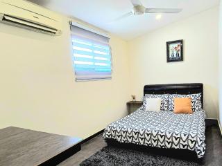 1813 HOME STAY 8 Roon 6 Bath 5MINUTE TO LEANING TOWER - Teluk Intan - 2