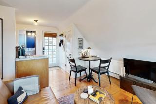 The Buoy Room - Provincetown - 6