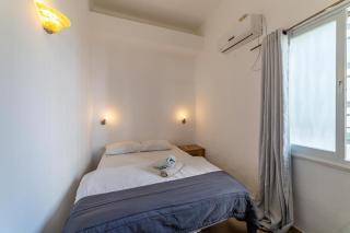 HaYarden Vibe - 1 Bedroom With Balcony By Vacay - Tel Aviv - 5
