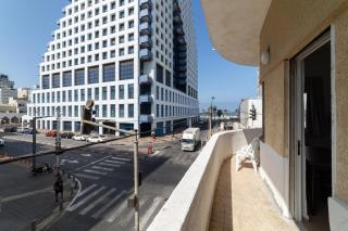 HaYarden Vibe - 1 Bedroom With Balcony By Vacay - Tel Aviv - 4