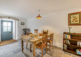 Lapwing Cottage - Cowling - 1