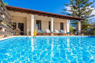 Villa Maro Large Private Pool AC WiFi - Káto Kefalás - 4