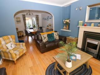 Stones Throw - Tenby - 5