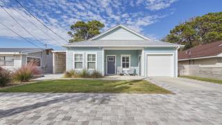 PCB 3 Bed 2 Bath house Chasing Sunsets - 7