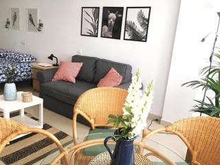 Padre Cueto Beach Flat by Canary365 - 7