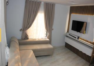 Orbit Meridian Leisure and Suites - Otta - 5