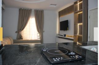 Orbit Meridian Leisure and Suites - Otta - 4