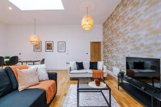 Boutique Central York Apartments Sleep 12 - 9