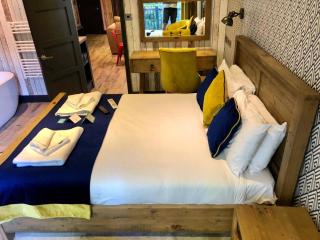 Pet Friendly Lodge - Sleeps6 - Long Stay Discount - Fordingbridge - 9