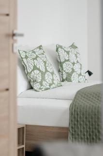 Elegancki i Stylowy Apartament Niedaleko Rynku w Poznaniu by Noclegi Renters - 1