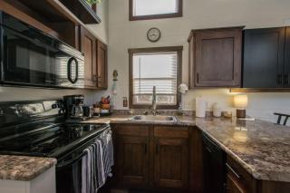 Skyview Cottage - Flat Rock - 1