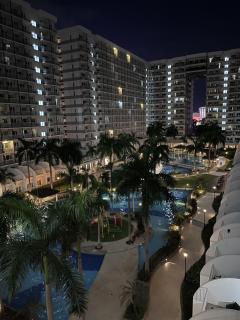 The Comfort Nook in Shell Residences MOA - Manila - 7