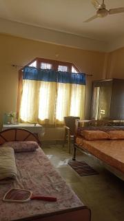 Paris Homestay - Guwahati - 2