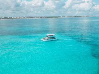 Catamarán de lujo HASTEN - Cancún - 2