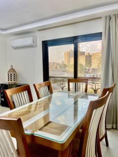 Modern 3BR Apartment - Prime Dokki Location - Il Cairo - 1