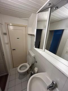 Monteure und Pendler willkommen! Komfortable 2 Zimmer Apartments in der Innenstadt - Neumünster - 2