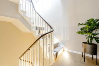 Award Winning Interior Designed Luxurious Mews in Knightsbridge - London - 5