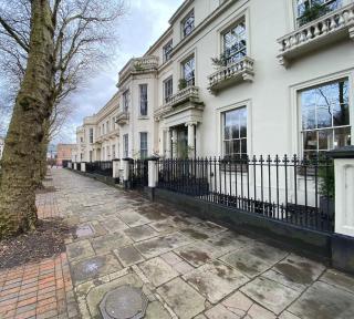 Falkner Square - 8