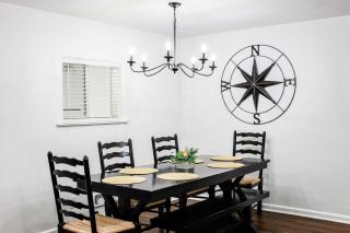 Sojourn Bayview Sanctuary Home Sleeps 6 - 9