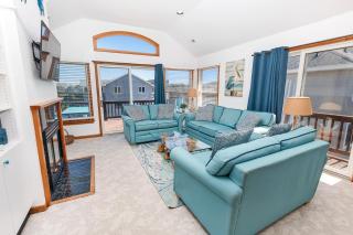 Oceanside, Close to Beach, Hot Tub- OS5H, Long Beach Day - Corolla - 0