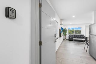 Spacious Apartment wPatio Mini-Golf - 5