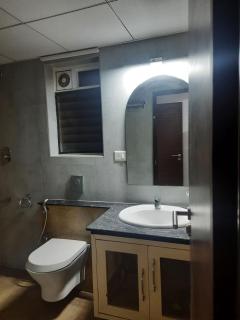 2 BHK with basic essentials simple serene peaceful - Chennai - 3