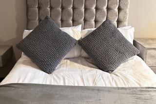 Oak Suite - 2 Bed - Sleeps 4 - Central Blackpool - 4