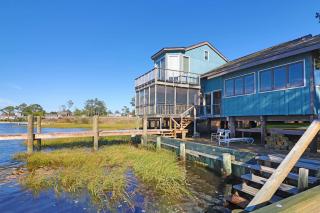 Grey Heron - Pet friendly, waterfront home with boat dock! - 1