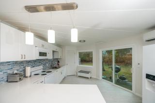 Hailey's Roundhouse - New & Unique Home w/ Water Access! - 7