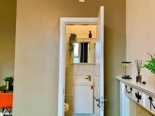 Amazing Double Ensuite Room - 4