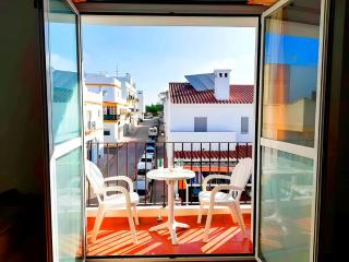Apartamento céntrico con terraza y aire acondicionado solo familia y pareja - Conil de la Frontera - 9