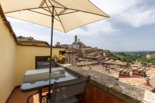 Gran View near Piazza del Campo - Siena - 0
