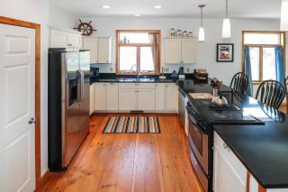 Herbie's Hideaway - Water views & Screened porch! -  - 4